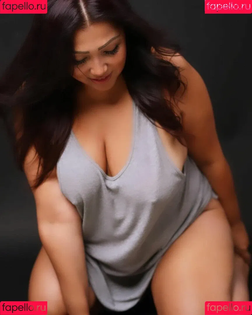 Aziastar Onlyfans Photo Gallery 
