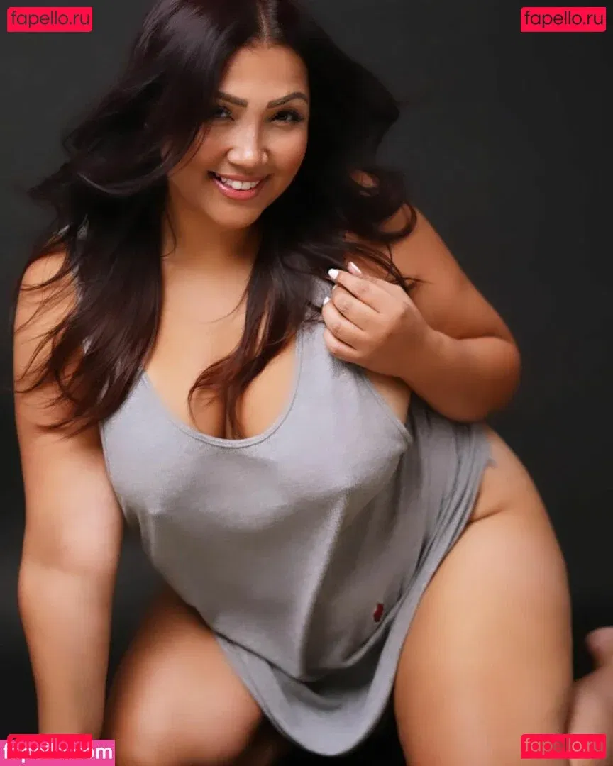 Aziastar Onlyfans Photo Gallery 