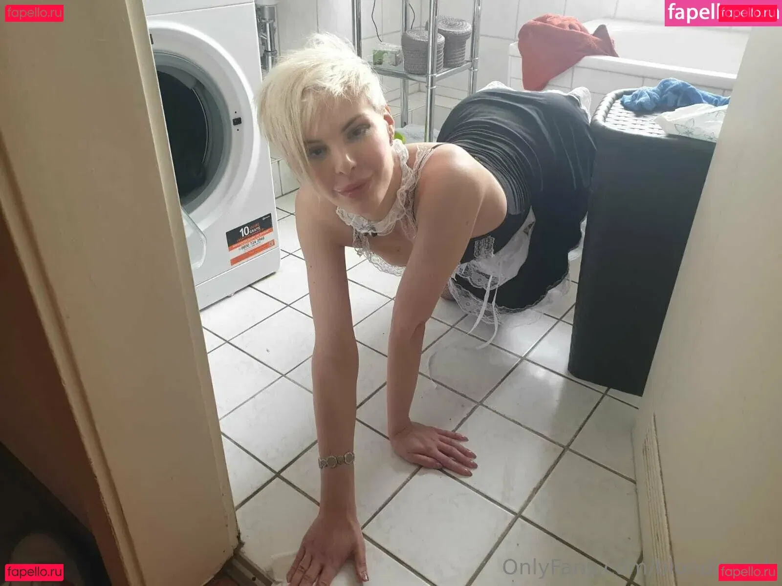 Blonditwink Onlyfans Photo Gallery 