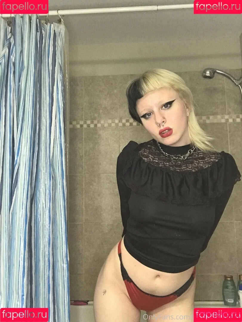 rainbowthrash Onlyfans Photo Gallery 