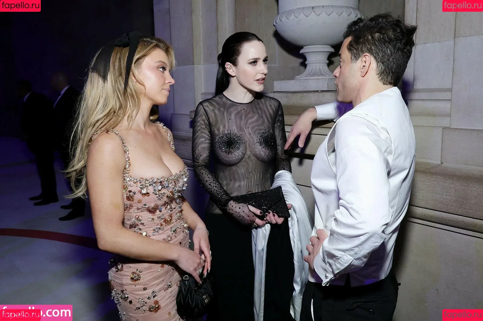 Rachel Brosnahan Onlyfans Photo Gallery 