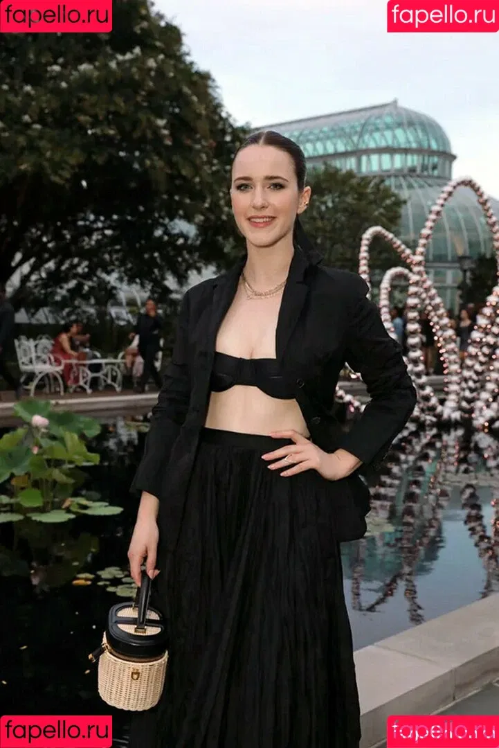 Rachel Brosnahan Onlyfans Photo Gallery 