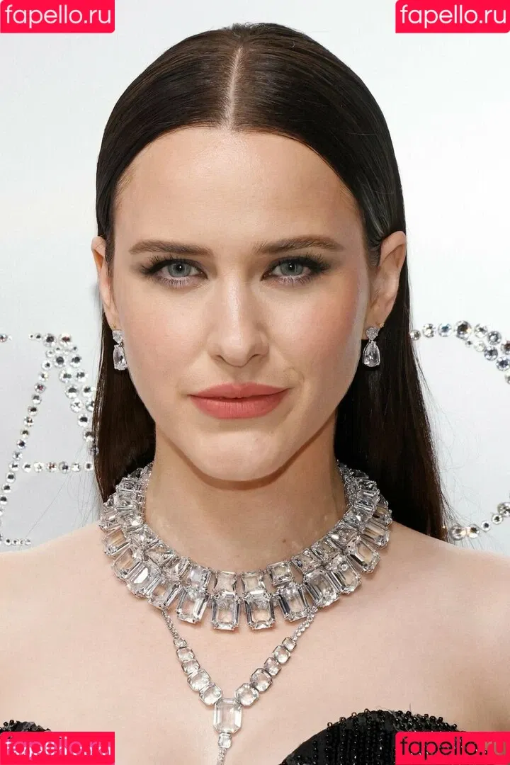Rachel Brosnahan Onlyfans Photo Gallery 