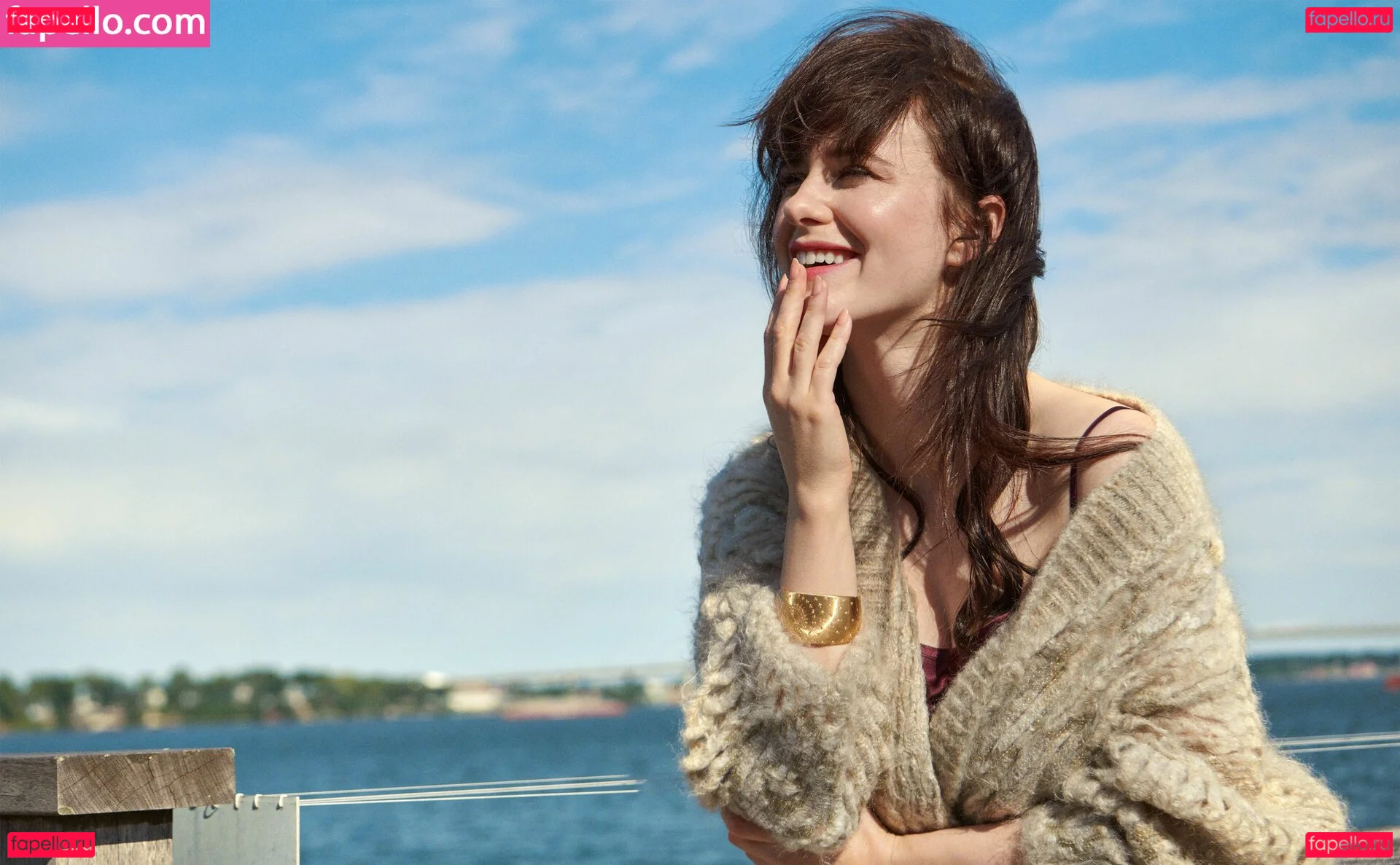 Rachel Brosnahan Onlyfans Photo Gallery 