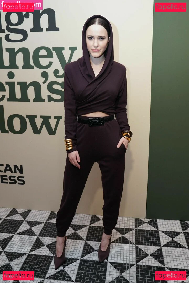 Rachel Brosnahan Onlyfans Photo Gallery 