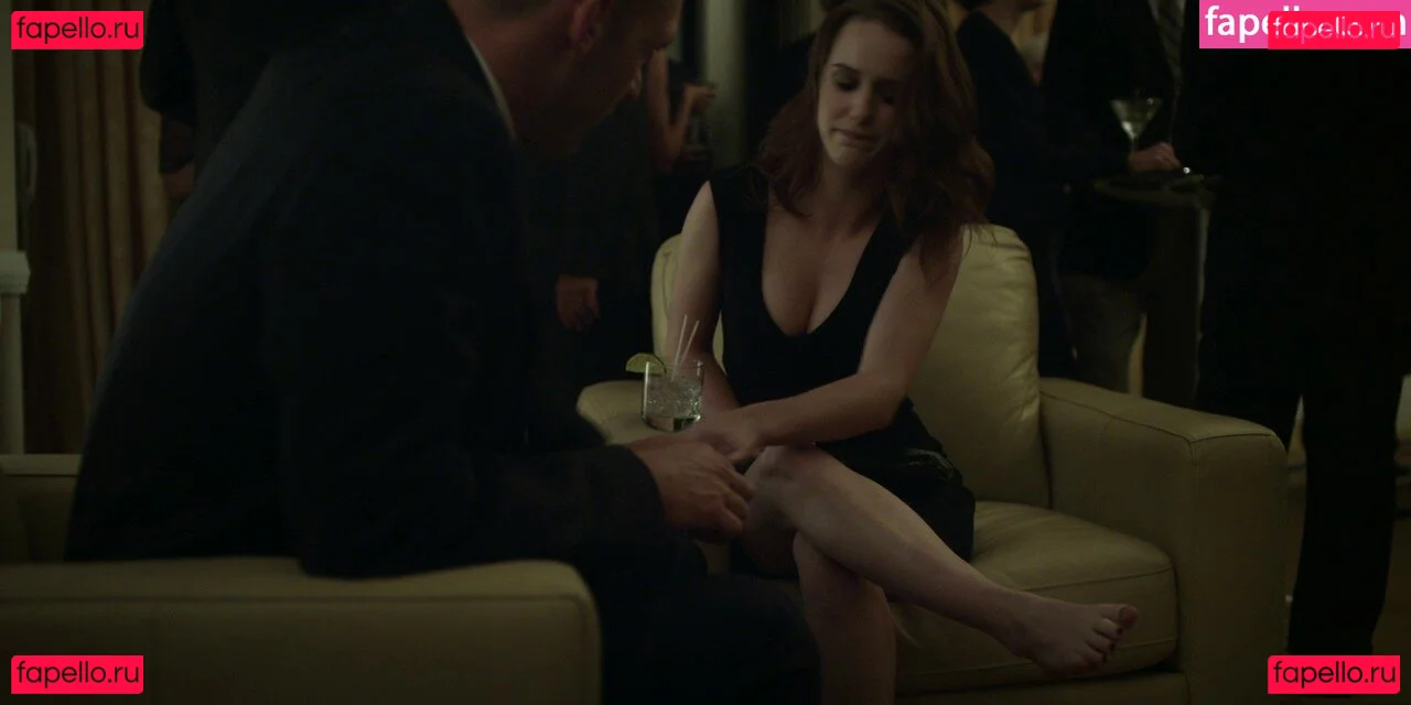 Rachel Brosnahan Onlyfans Photo Gallery 