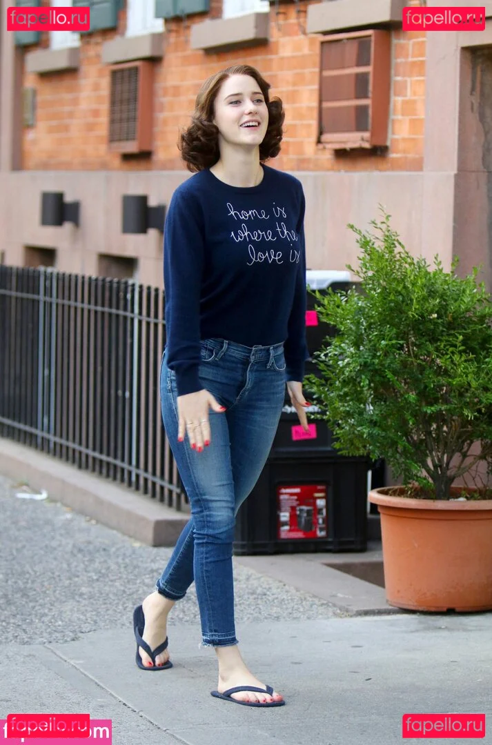 Rachel Brosnahan Onlyfans Photo Gallery 