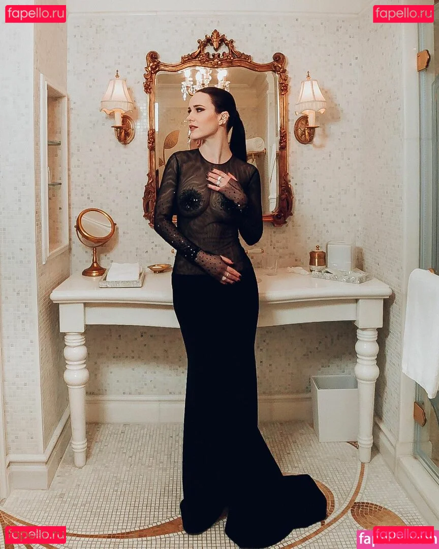 Rachel Brosnahan Onlyfans Photo Gallery 