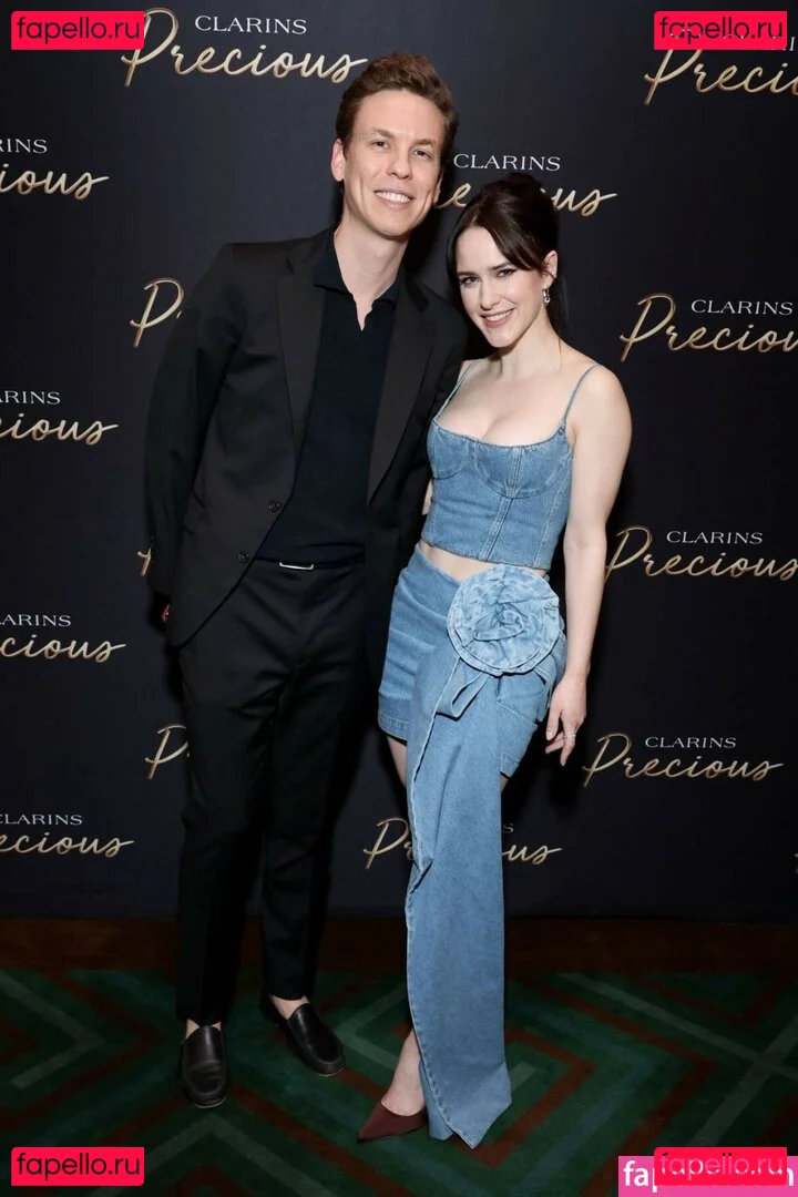 Rachel Brosnahan Onlyfans Photo Gallery 