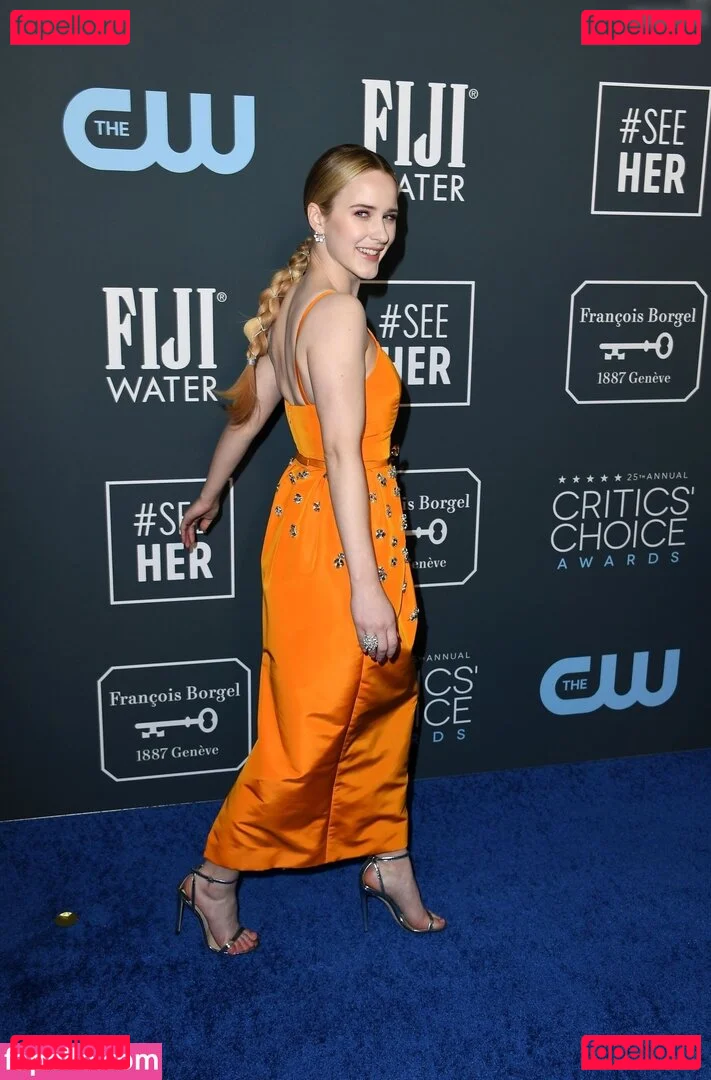 Rachel Brosnahan Onlyfans Photo Gallery 