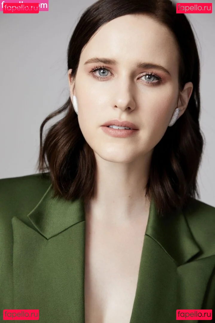 Rachel Brosnahan Onlyfans Photo Gallery 