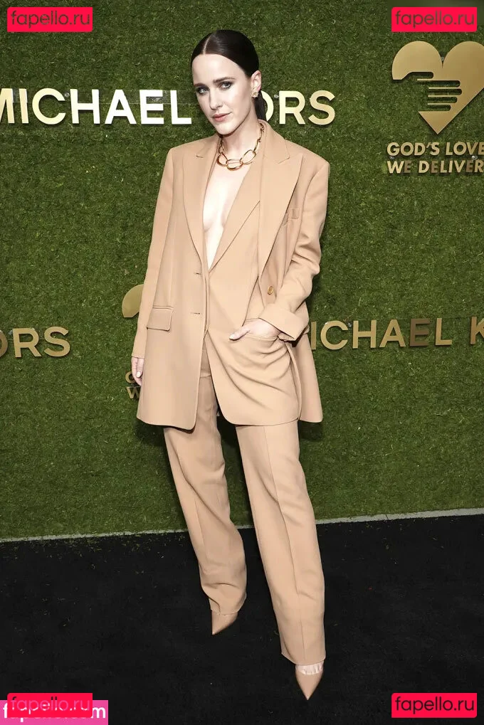 Rachel Brosnahan Onlyfans Photo Gallery 