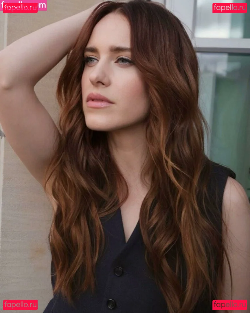 Rachel Brosnahan Onlyfans Photo Gallery 
