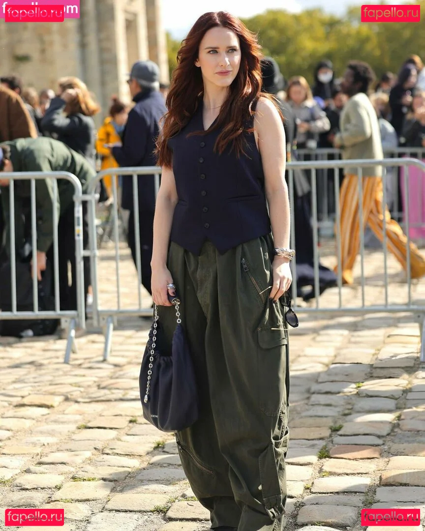 Rachel Brosnahan Onlyfans Photo Gallery 