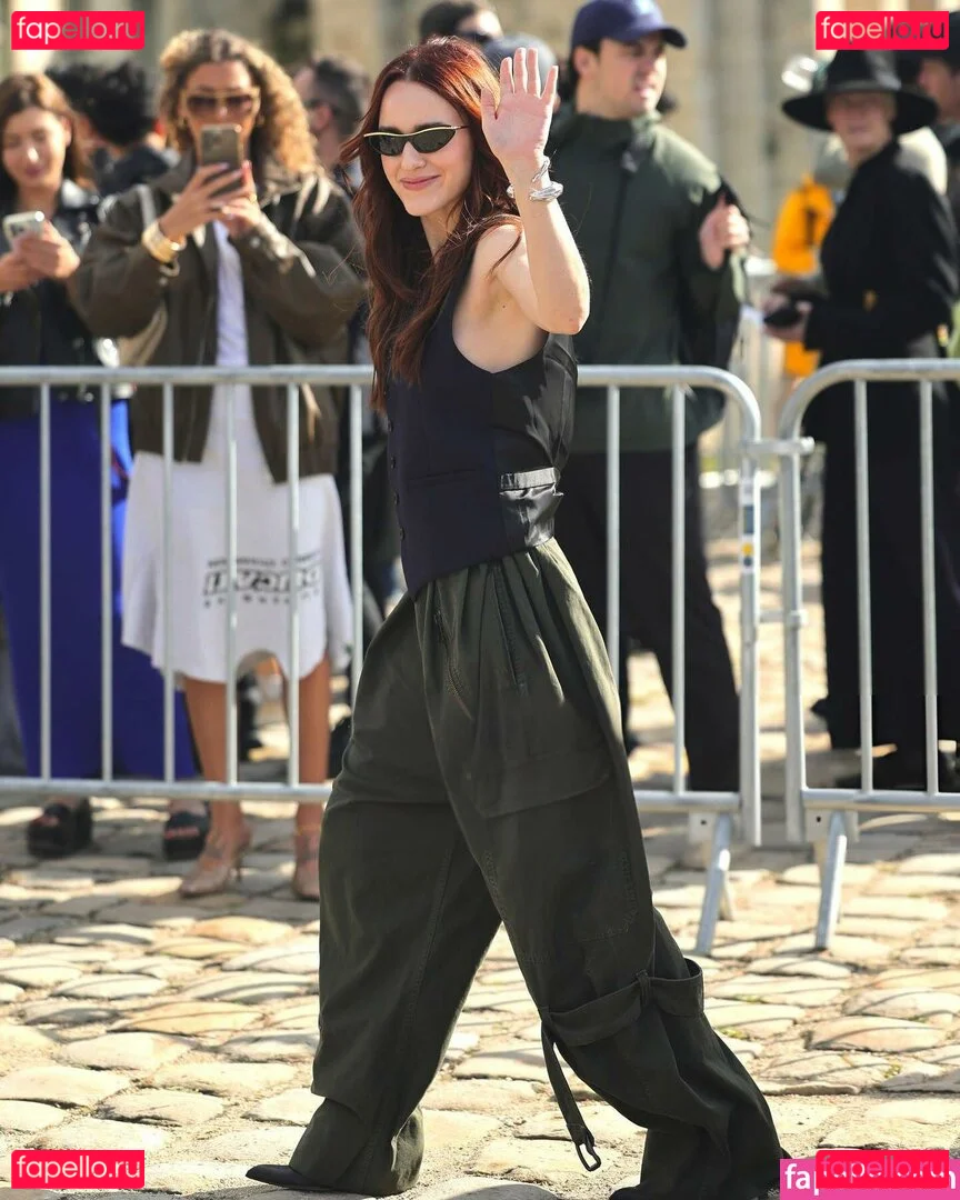 Rachel Brosnahan Onlyfans Photo Gallery 