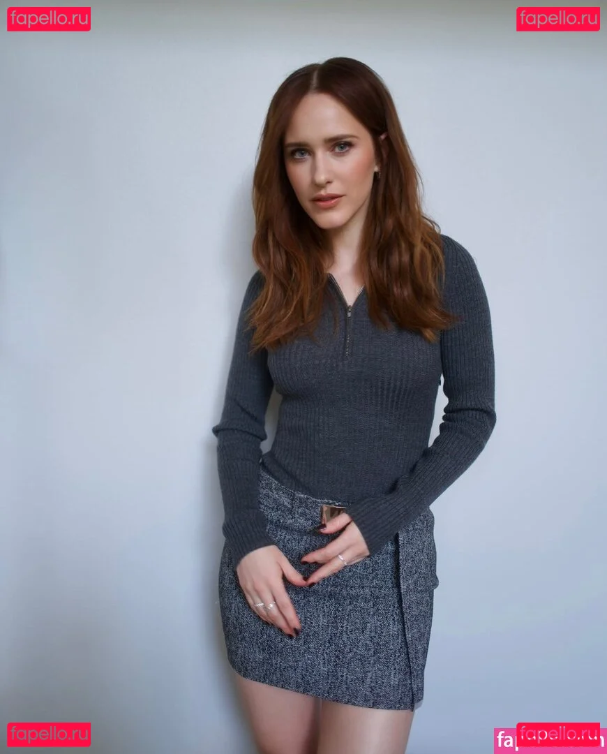 Rachel Brosnahan Onlyfans Photo Gallery 