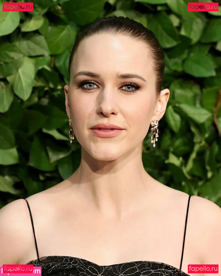 Rachel Brosnahan Onlyfans Photo Gallery 