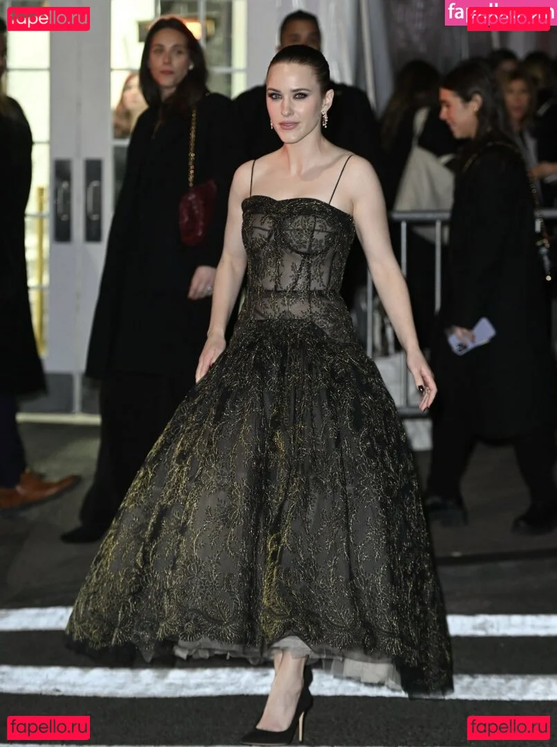 Rachel Brosnahan Onlyfans Photo Gallery 