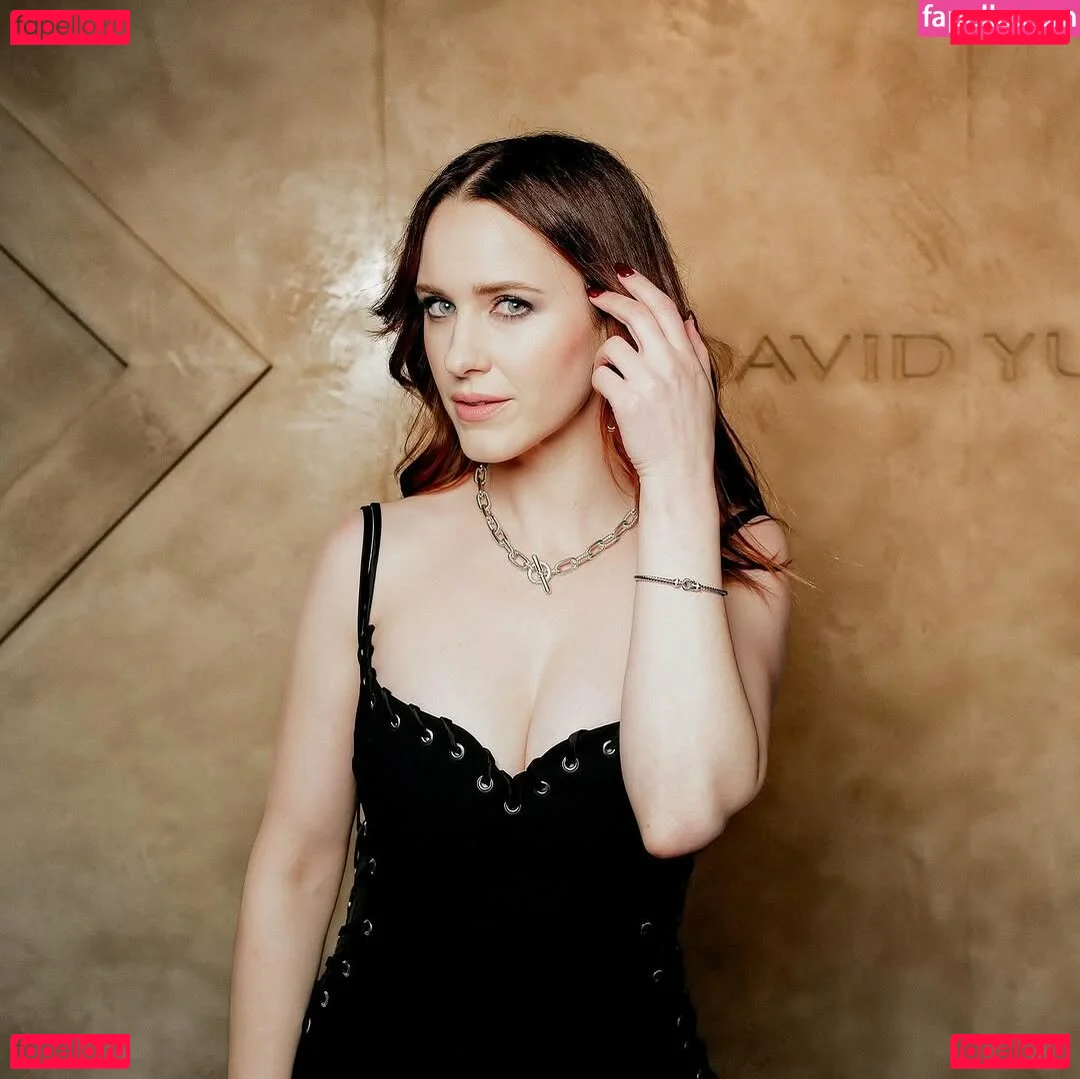 Rachel Brosnahan Onlyfans Photo Gallery 