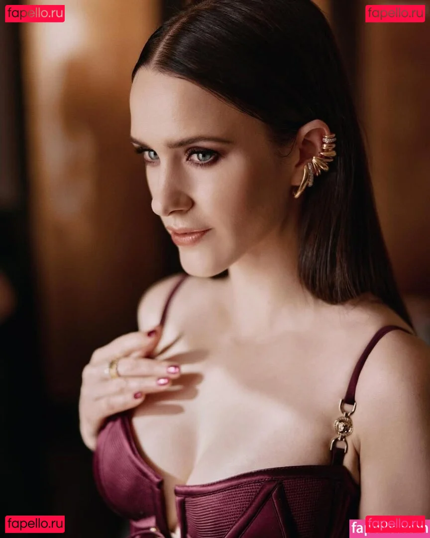 Rachel Brosnahan Onlyfans Photo Gallery 