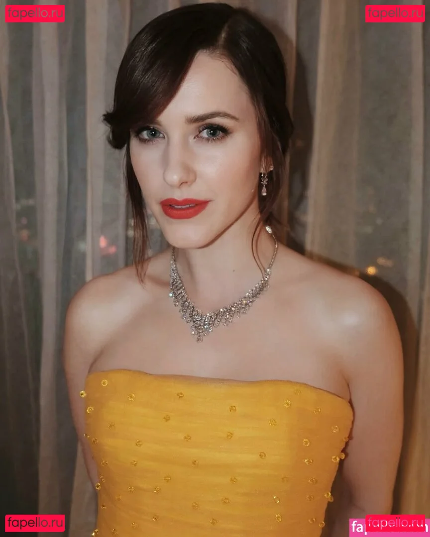 Rachel Brosnahan Onlyfans Photo Gallery 