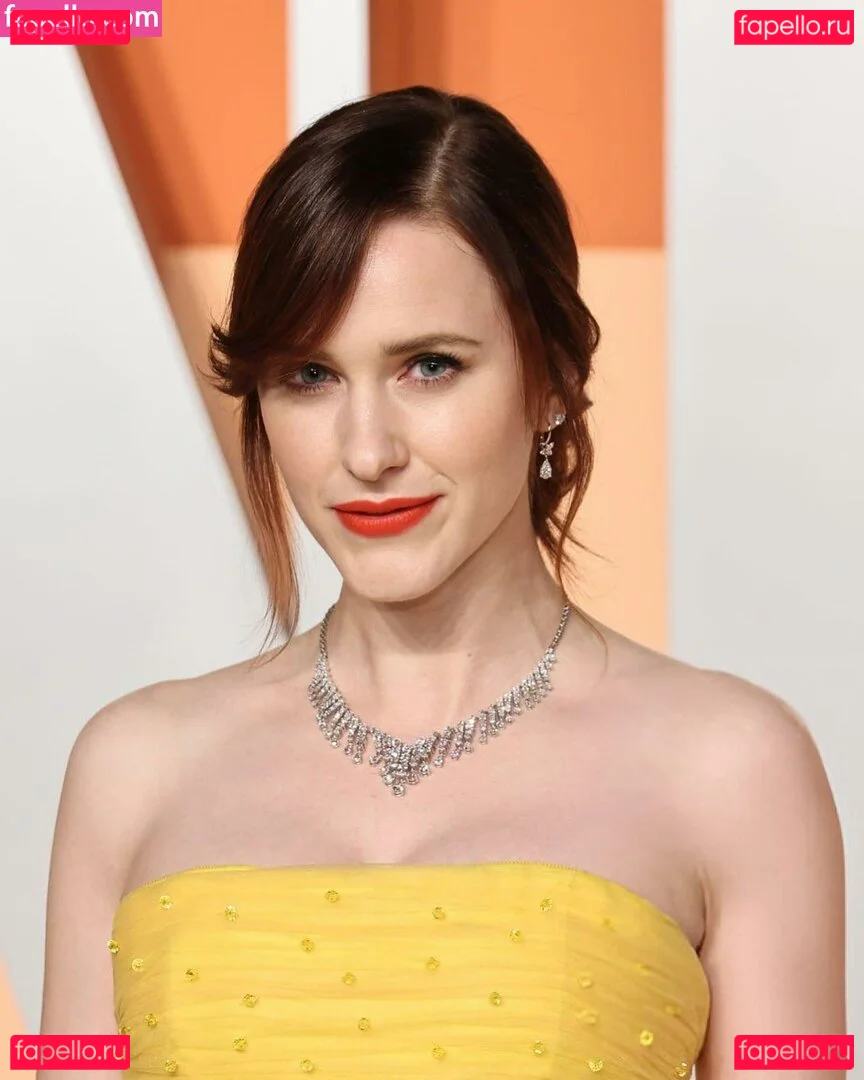 Rachel Brosnahan Onlyfans Photo Gallery 