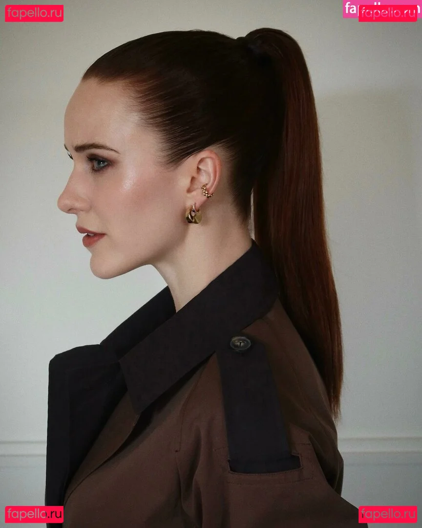 Rachel Brosnahan Onlyfans Photo Gallery 