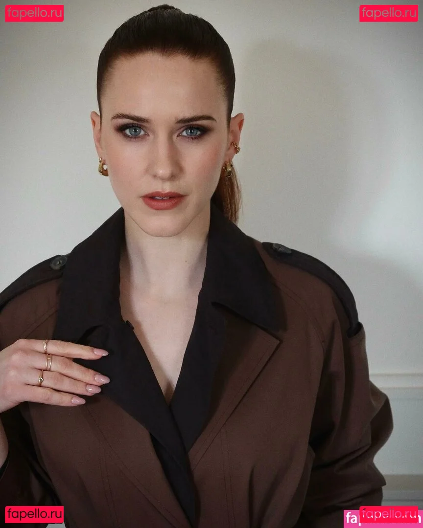 Rachel Brosnahan Onlyfans Photo Gallery 