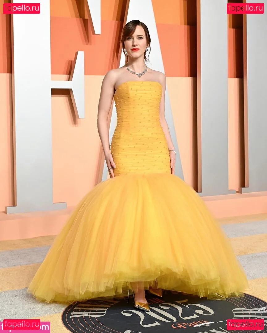 Rachel Brosnahan Onlyfans Photo Gallery 