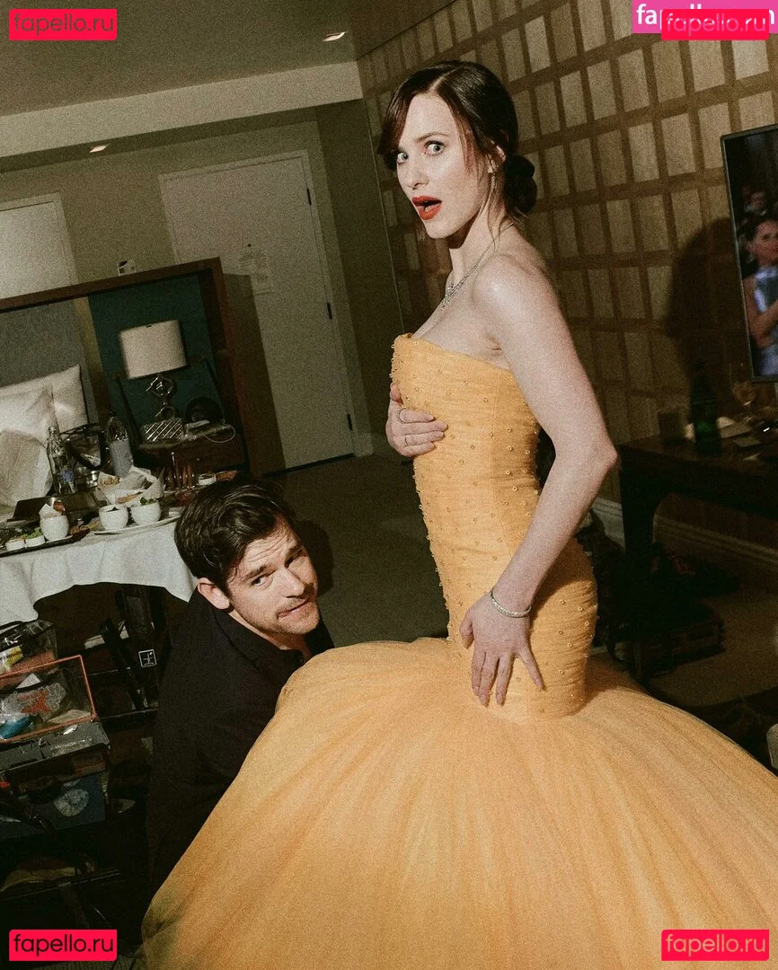 Rachel Brosnahan Onlyfans Photo Gallery 