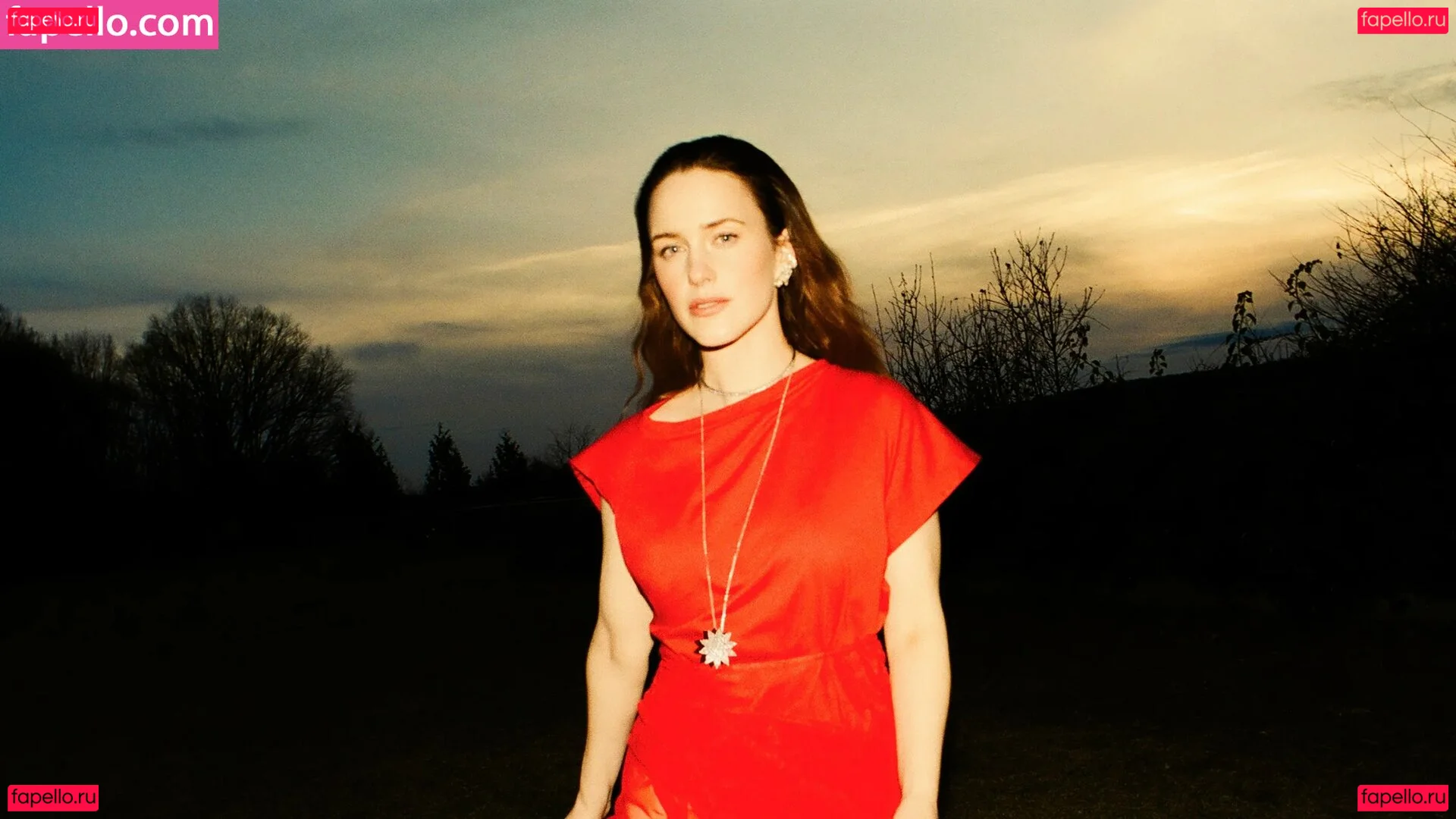 Rachel Brosnahan Onlyfans Photo Gallery 