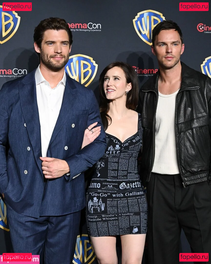 Rachel Brosnahan Onlyfans Photo Gallery 