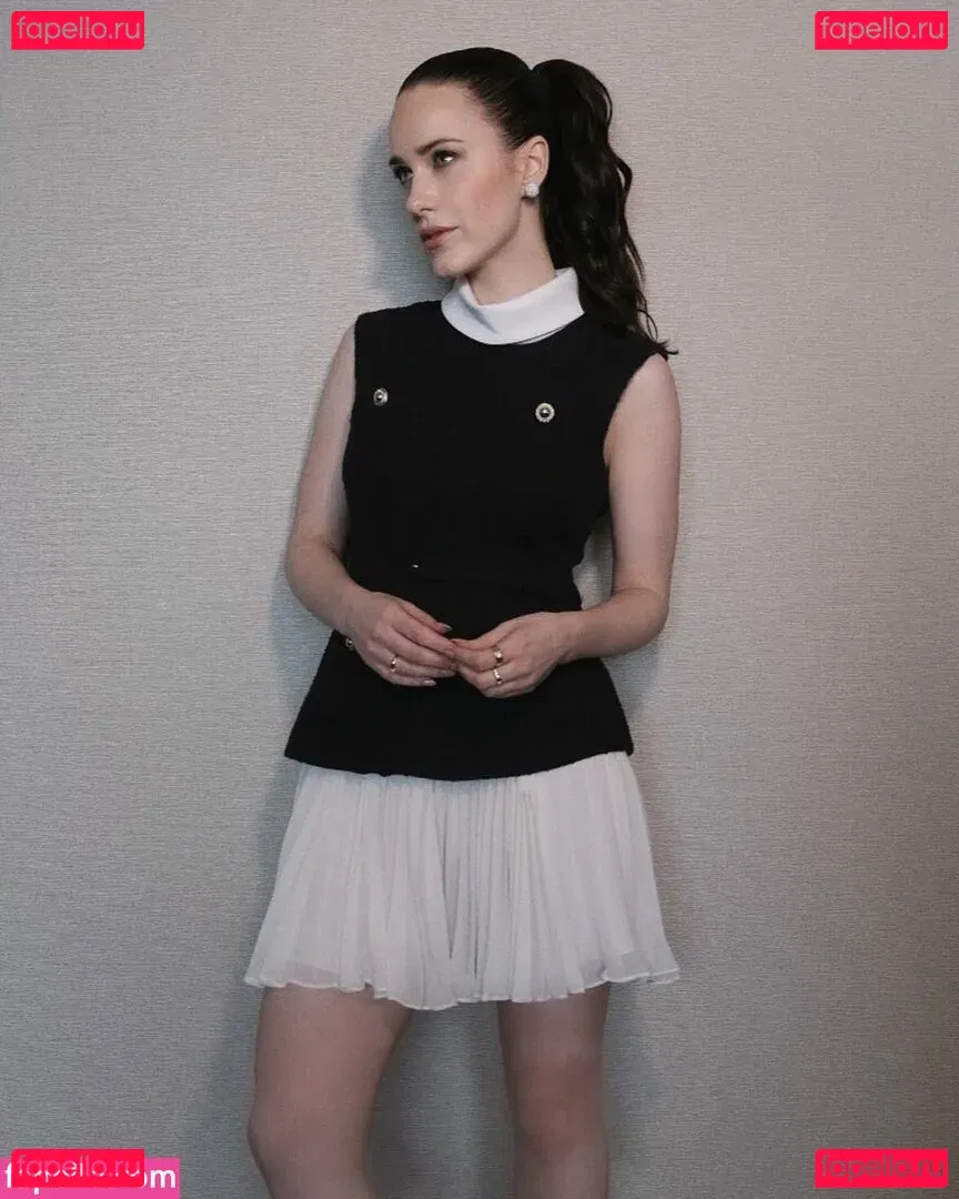 Rachel Brosnahan Onlyfans Photo Gallery 