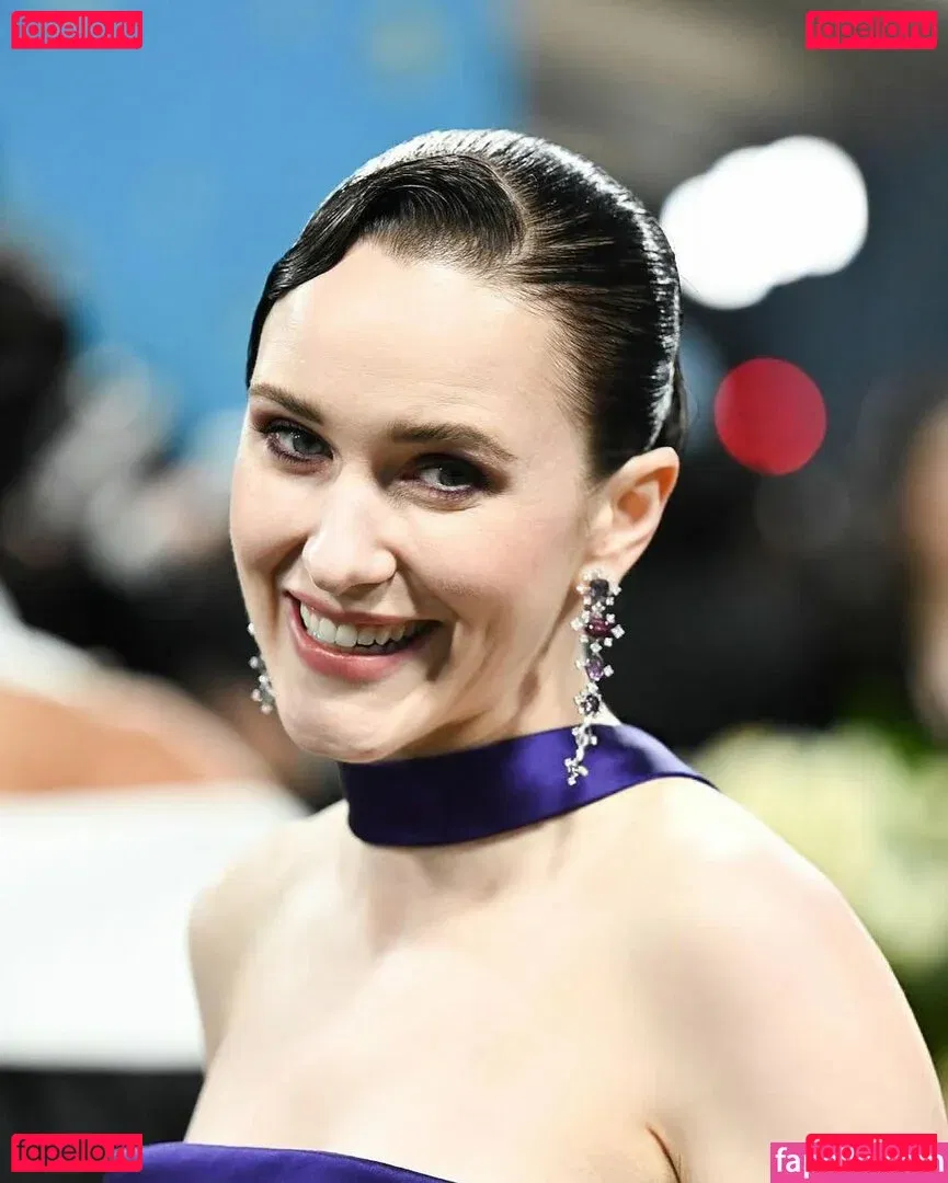 Rachel Brosnahan Onlyfans Photo Gallery 