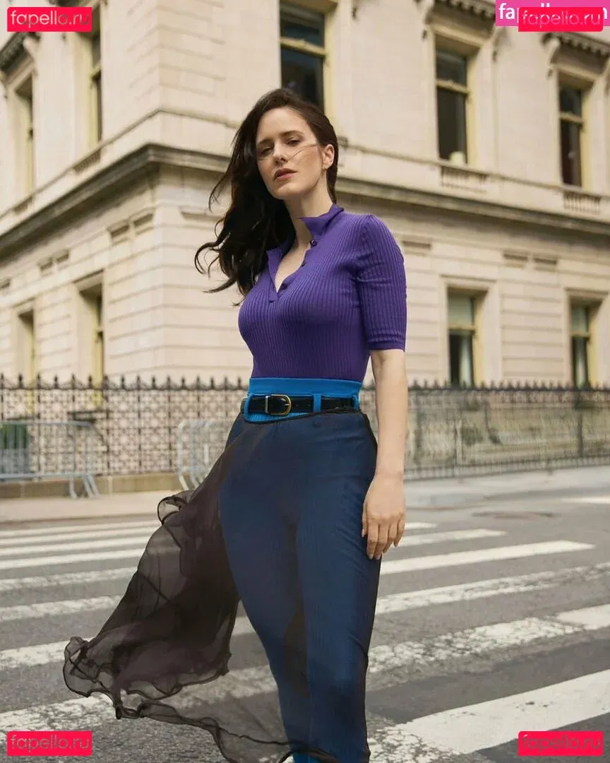 Rachel Brosnahan Onlyfans Photo Gallery 