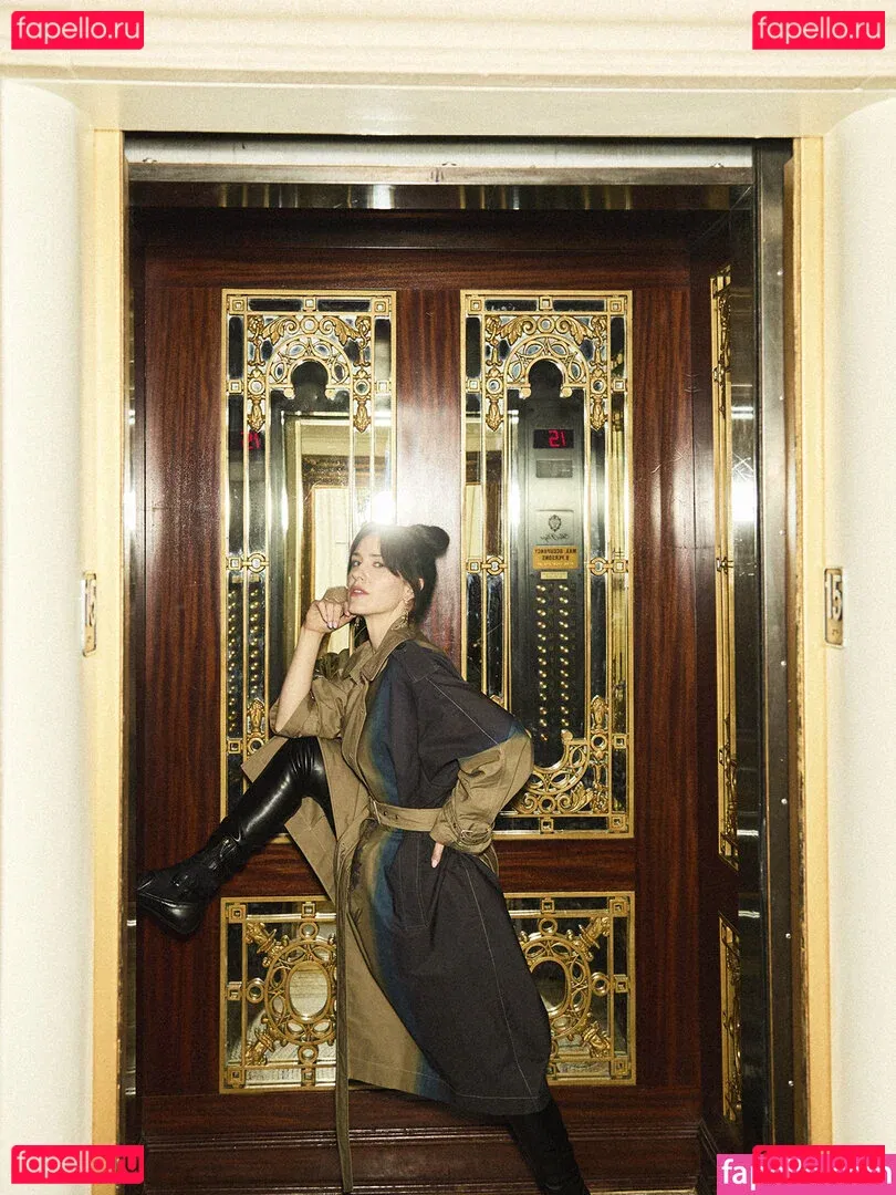 Rachel Brosnahan Onlyfans Photo Gallery 