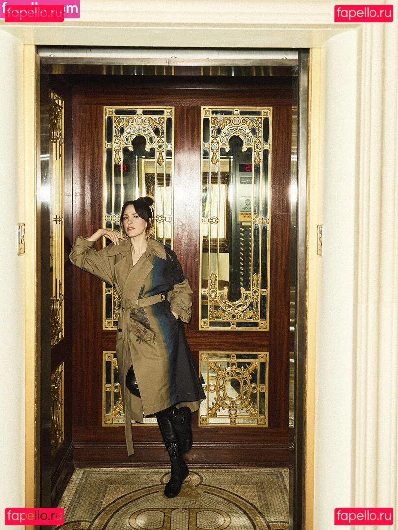 Rachel Brosnahan Onlyfans Photo Gallery 