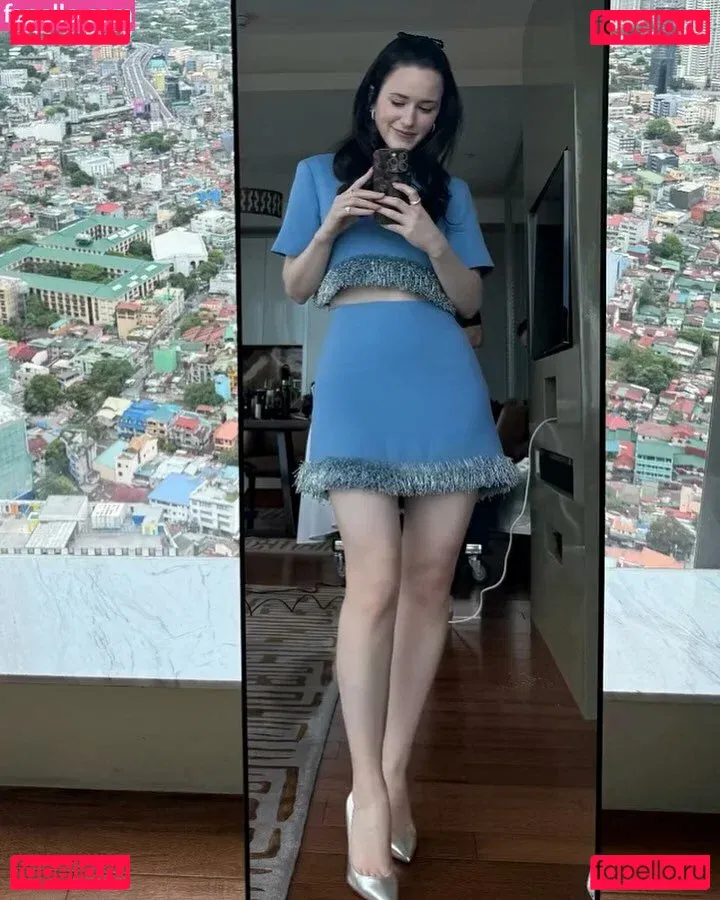 Rachel Brosnahan Onlyfans Photo Gallery 