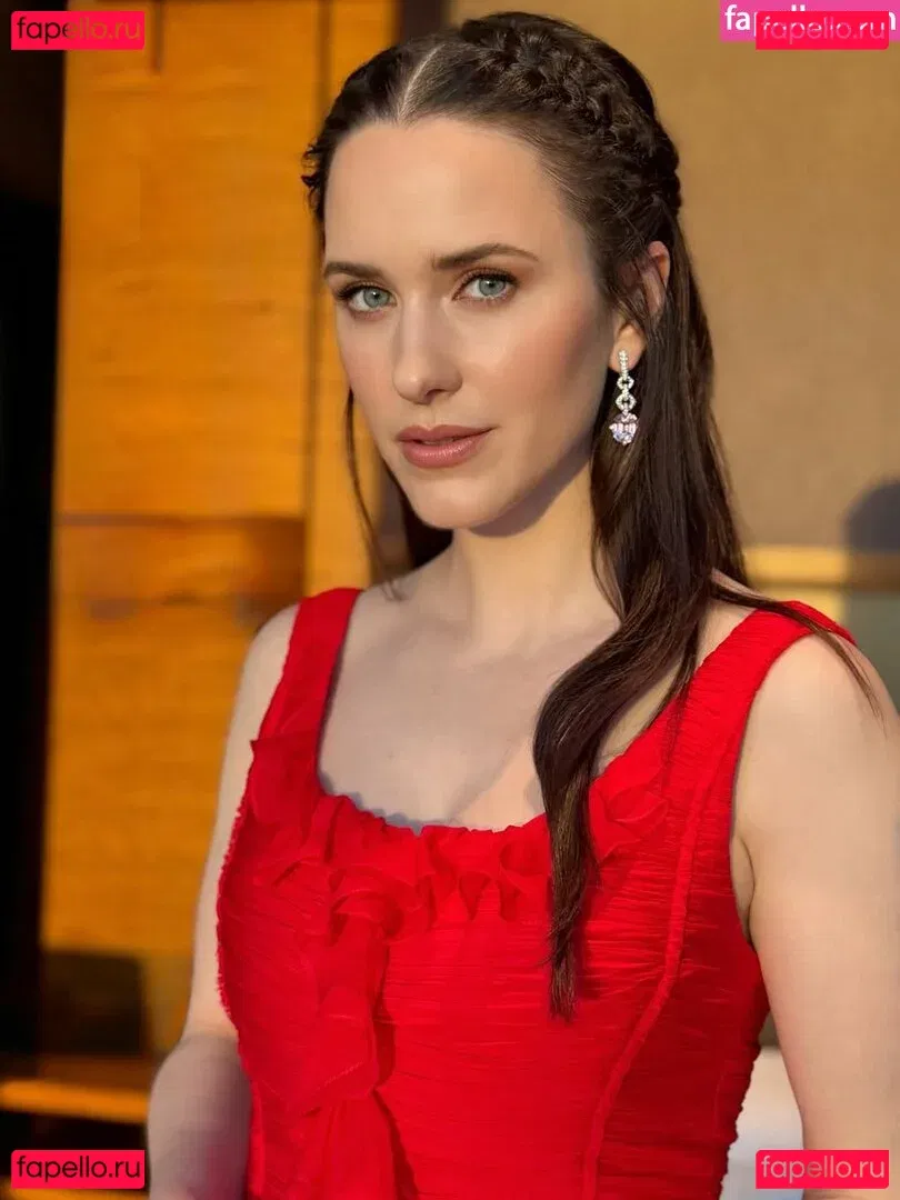Rachel Brosnahan Onlyfans Photo Gallery 