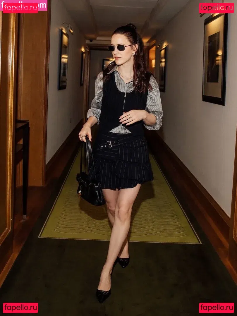 Rachel Brosnahan Onlyfans Photo Gallery 