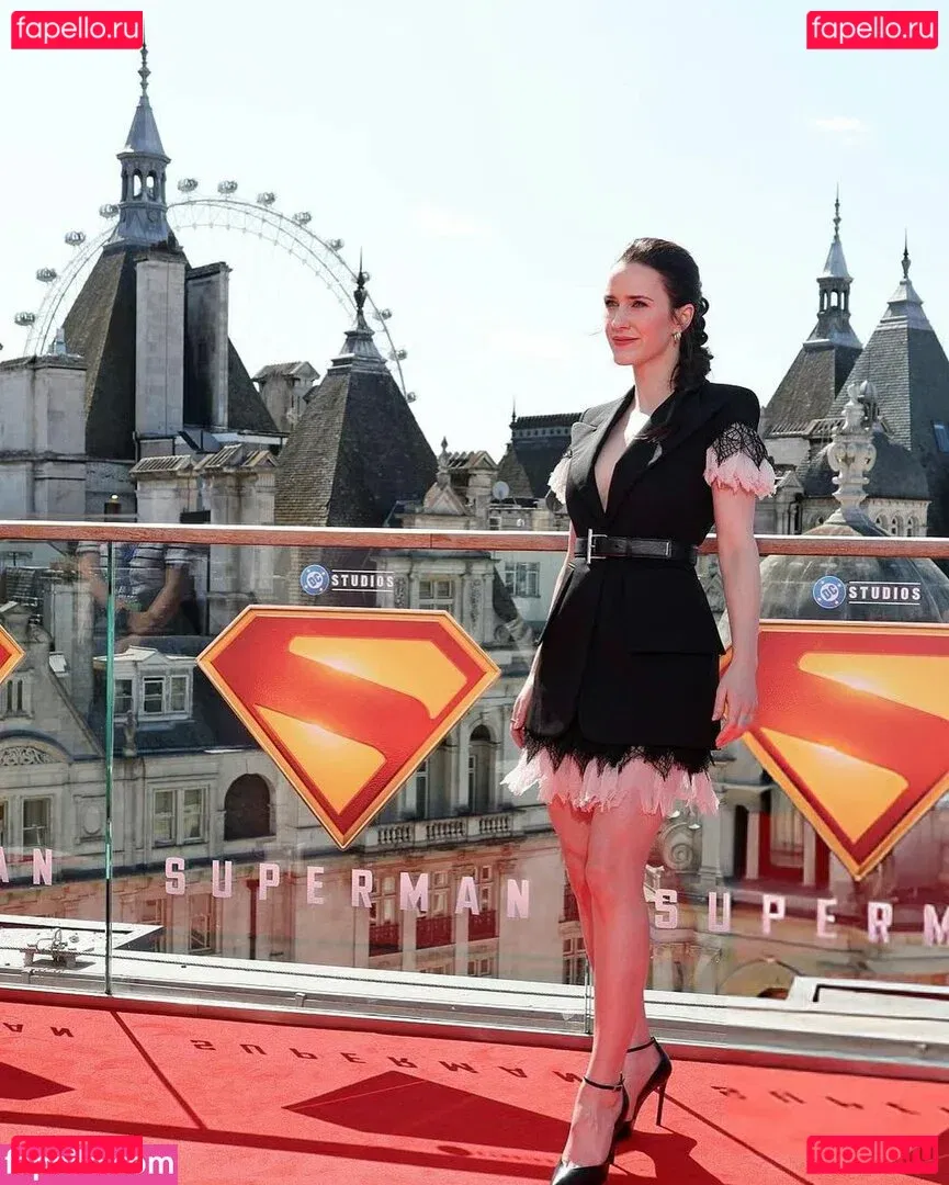 Rachel Brosnahan Onlyfans Photo Gallery 