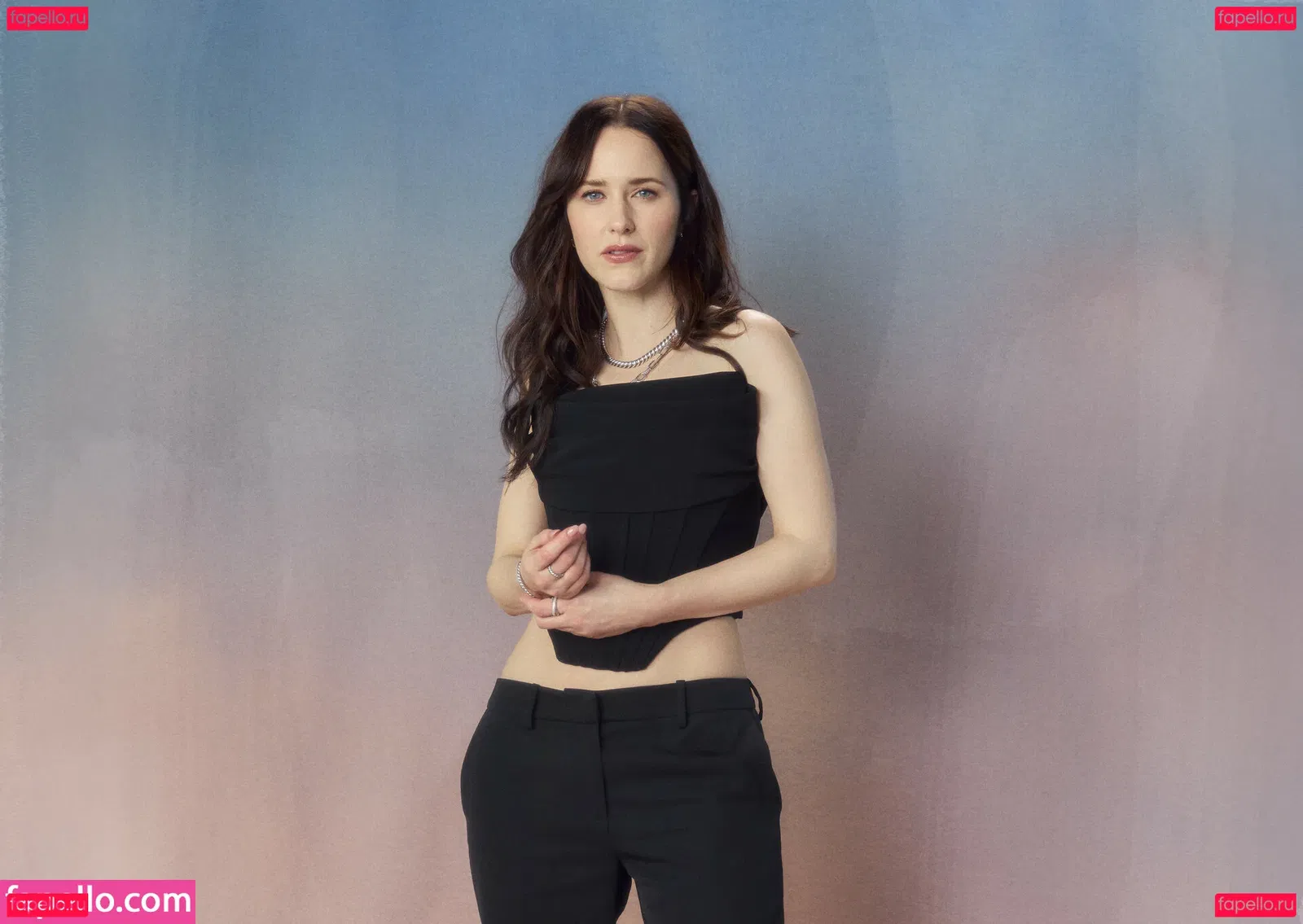 Rachel Brosnahan Onlyfans Photo Gallery 