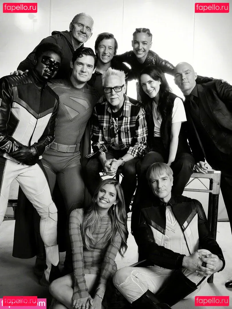 Rachel Brosnahan Onlyfans Photo Gallery 