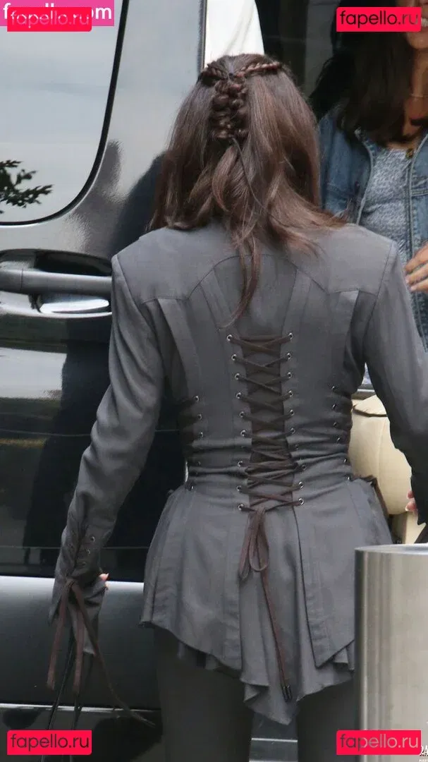 Rachel Brosnahan Onlyfans Photo Gallery 