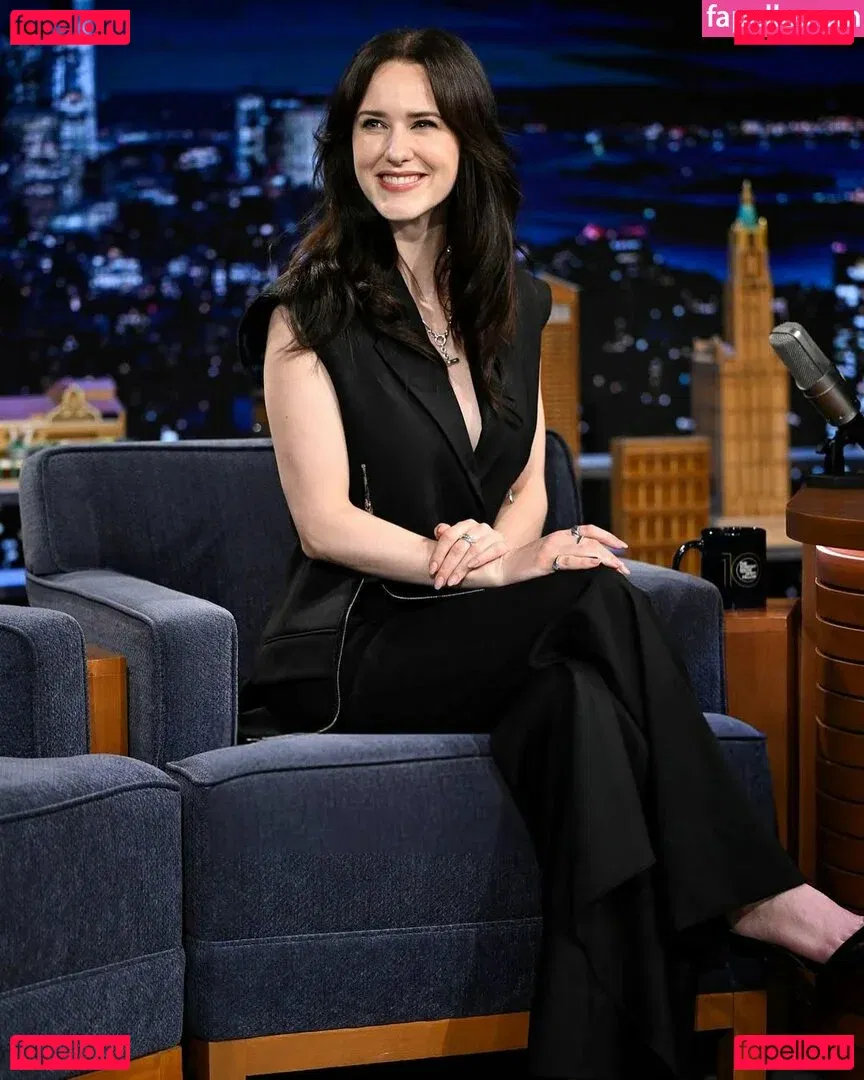 Rachel Brosnahan Onlyfans Photo Gallery 