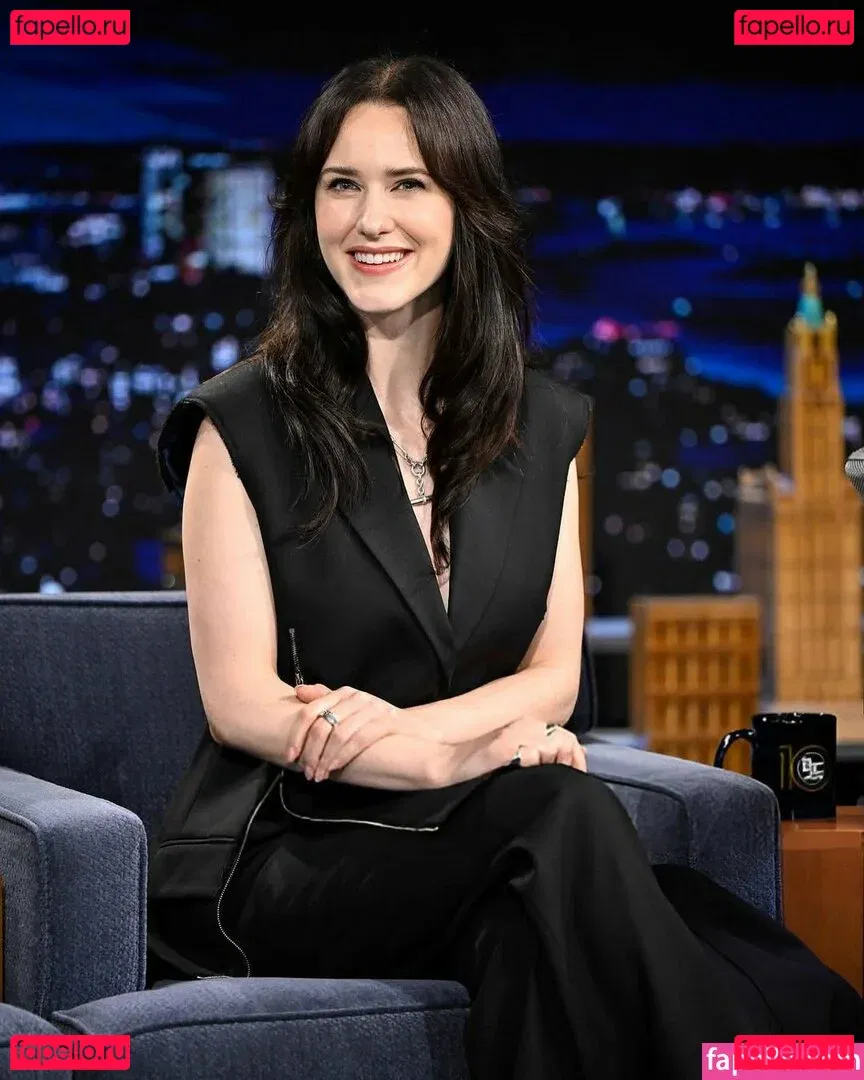 Rachel Brosnahan Onlyfans Photo Gallery 