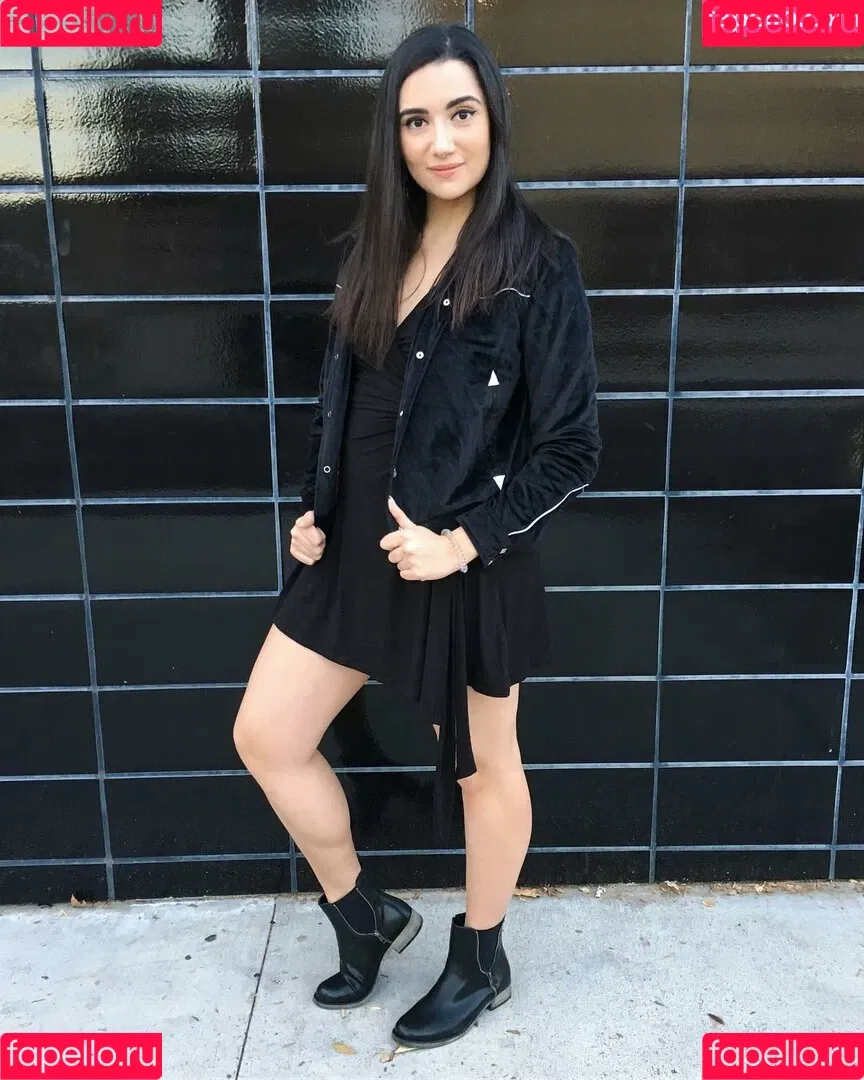 Safiya Nygaard Onlyfans Photo Gallery 