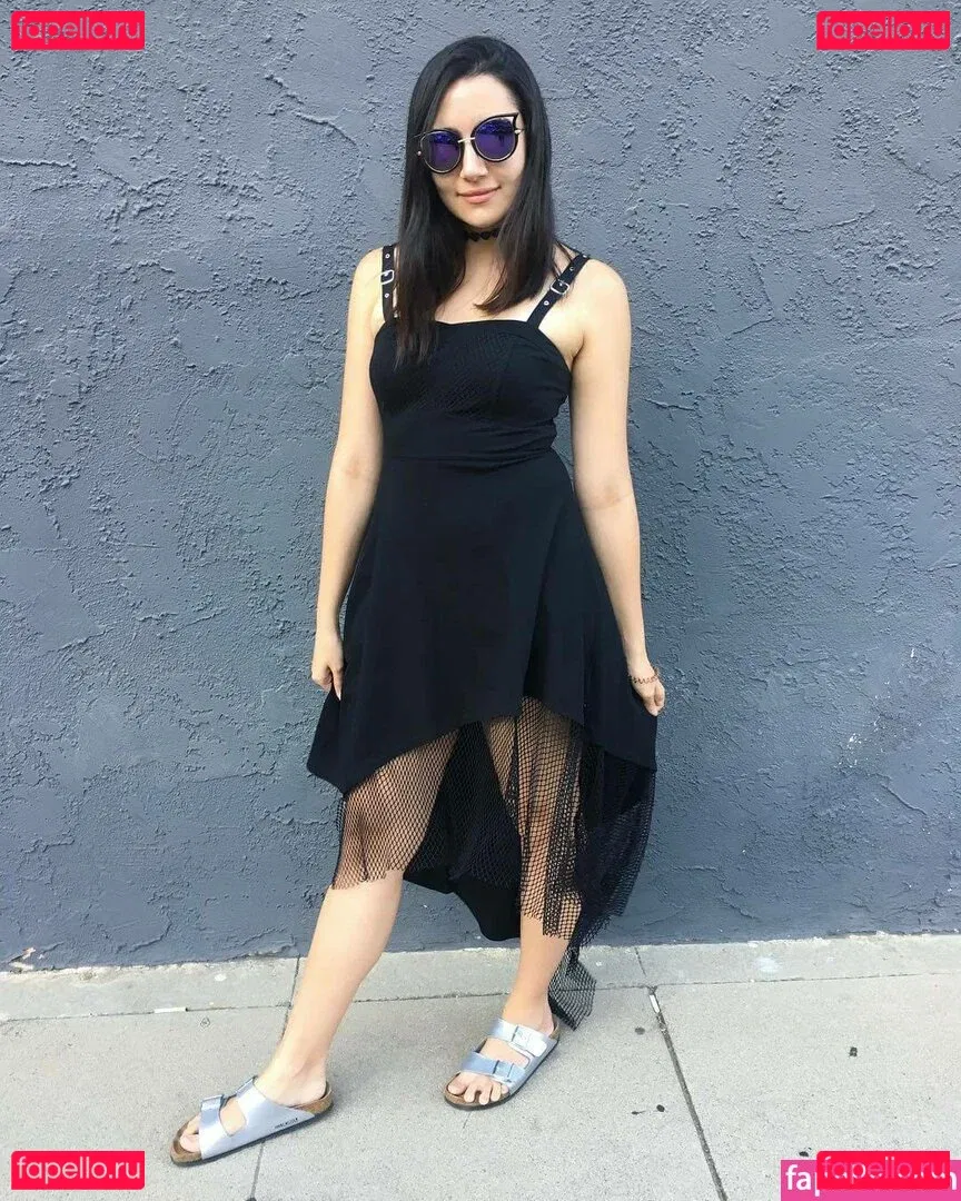 Safiya Nygaard Onlyfans Photo Gallery 