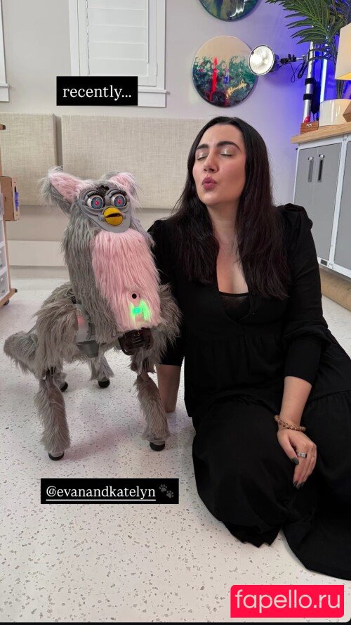 Safiya Nygaard Nude Onlyfans Photo 45