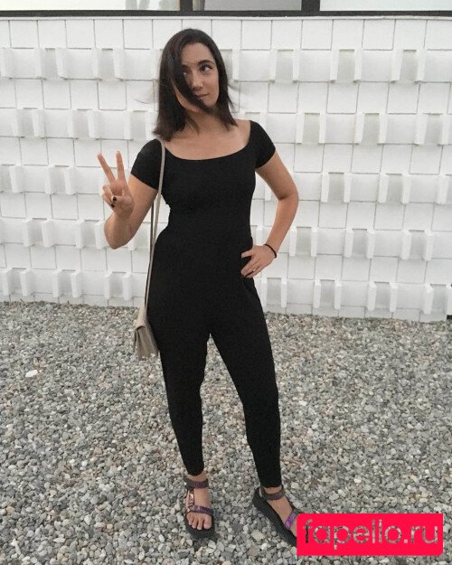Safiya Nygaard Nude Onlyfans Photo 33